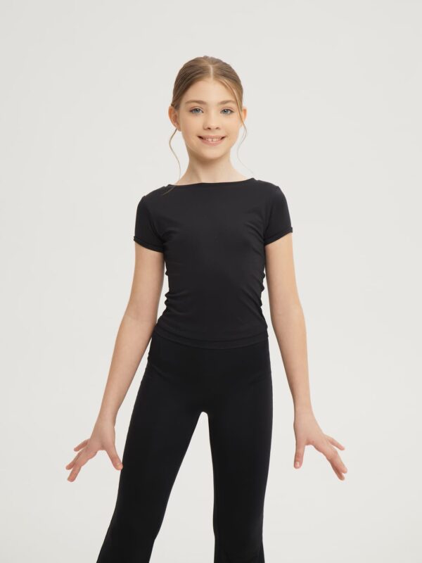 Кроп топ короткий рукав