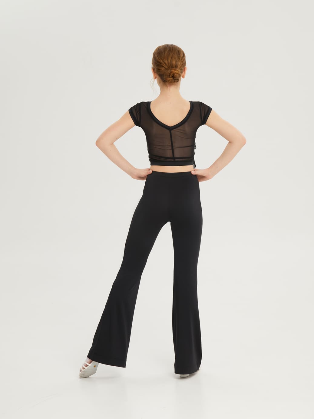 Топ с кокеткой и воланом — изображение 2