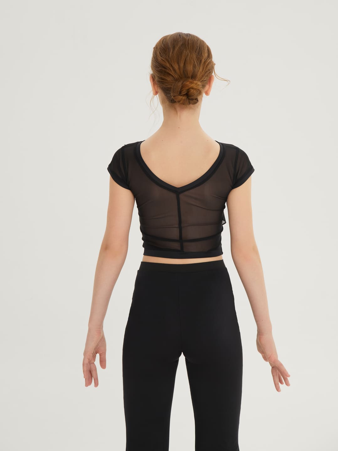 Топ с кокеткой и воланом — изображение 4