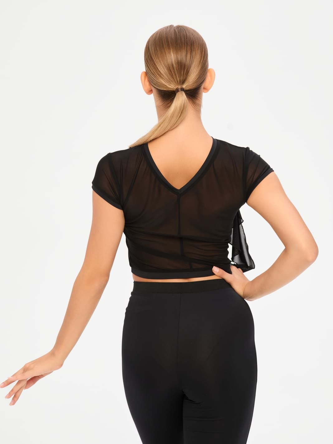 Топ с кокеткой и воланом — изображение 4