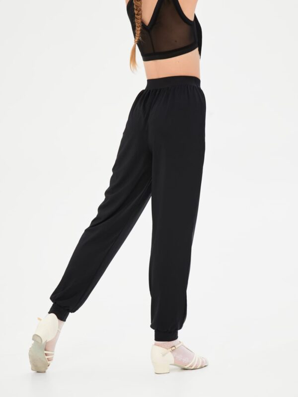 Брюки на манжете с поясом