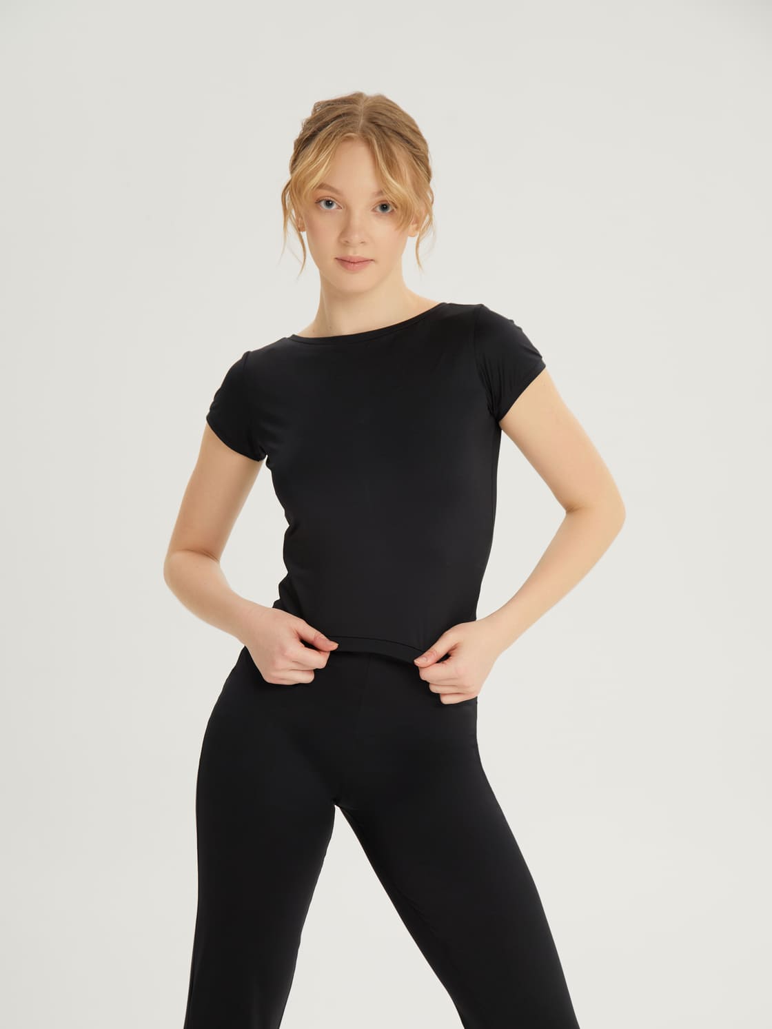 Кроп топ короткий рукав — изображение 3