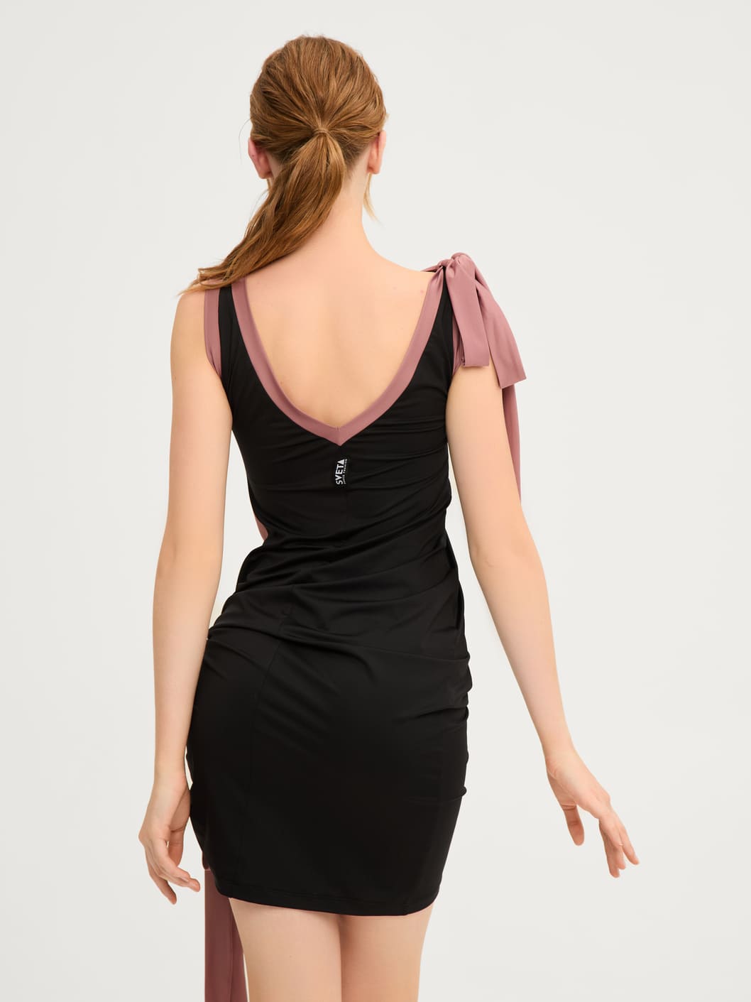 Платье тренировочное с драпировкой — изображение 2